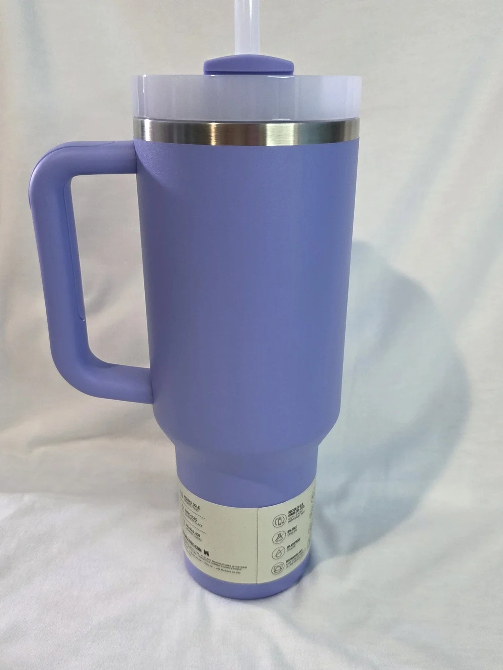 Stanley Lavender and White Quencher H2.0 Tumbler with Handle - Picture 3 of 3